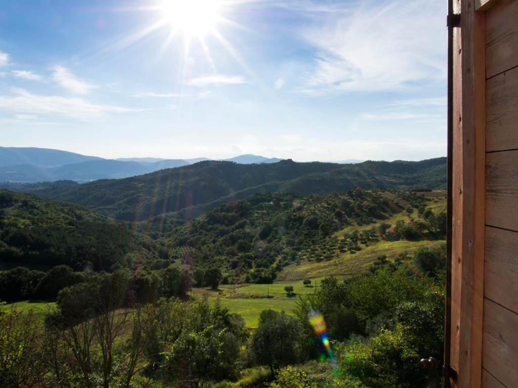 Casa La Valle, Gubbio, Frazione Santa Cristina Bed & Breakfast エクステリア 写真