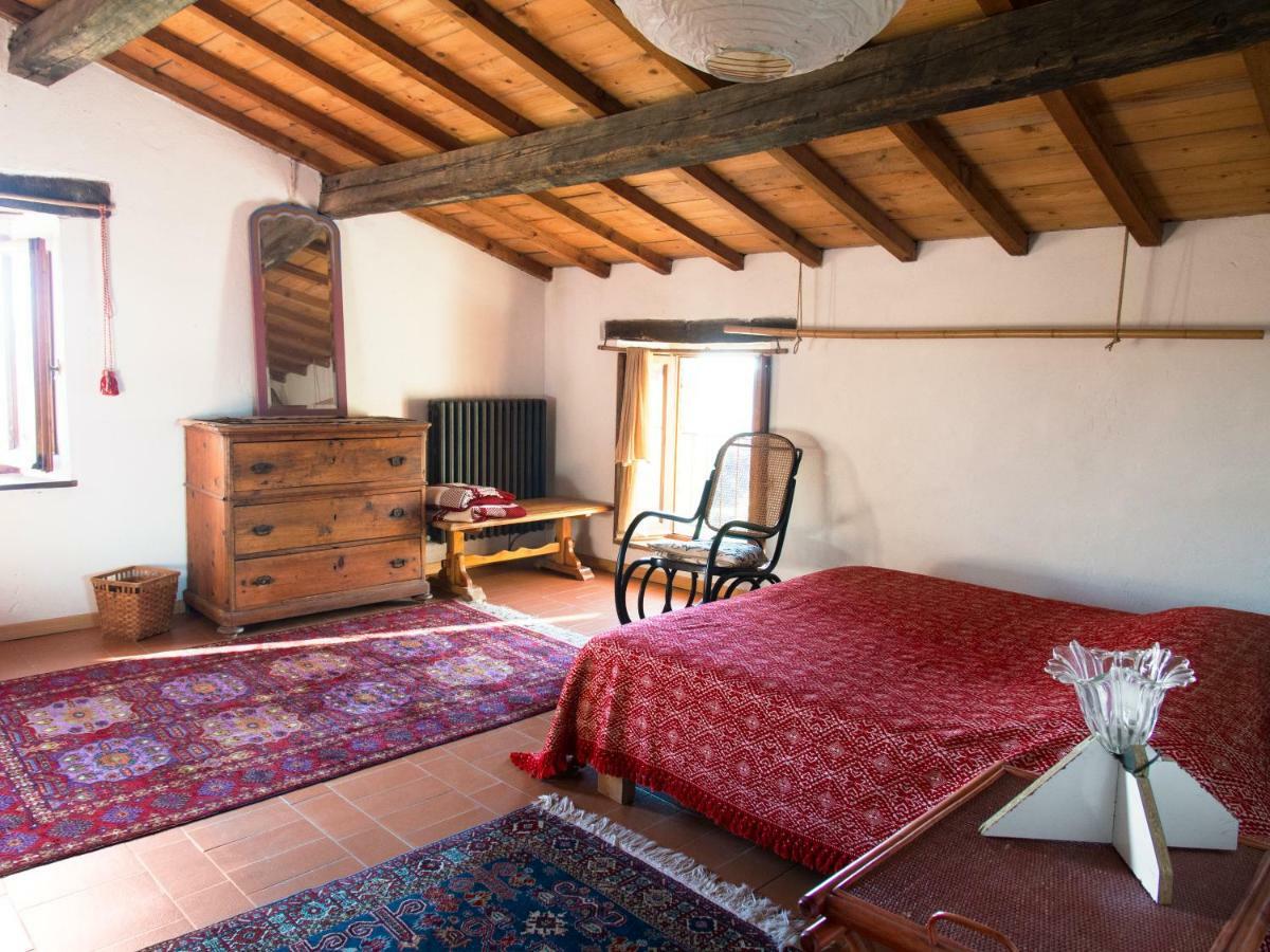 Casa La Valle, Gubbio, Frazione Santa Cristina Bed & Breakfast エクステリア 写真